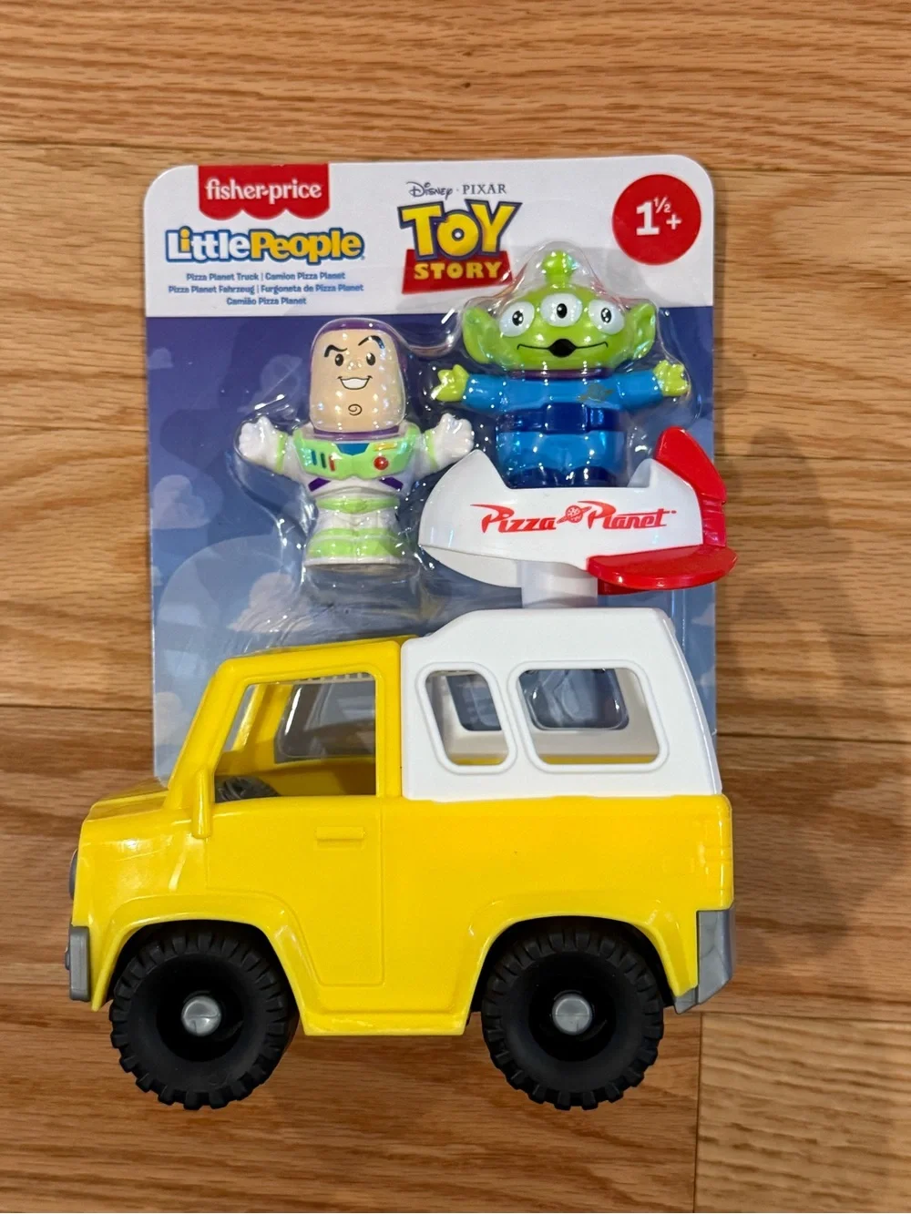Fisher Price little people Toy Story pizza planet truck buzz and alien NWT